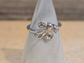 Bow with Cubic Zirconia Pearl Ring with 2 Pearls mounts - Oyster Opening