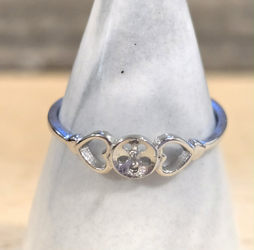 Heart Ring - Oyster Opening