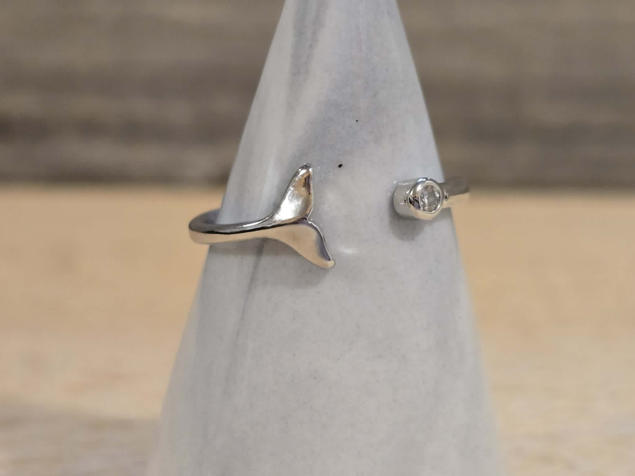 Whale Tail & Pearl Ring - Oyster Opening