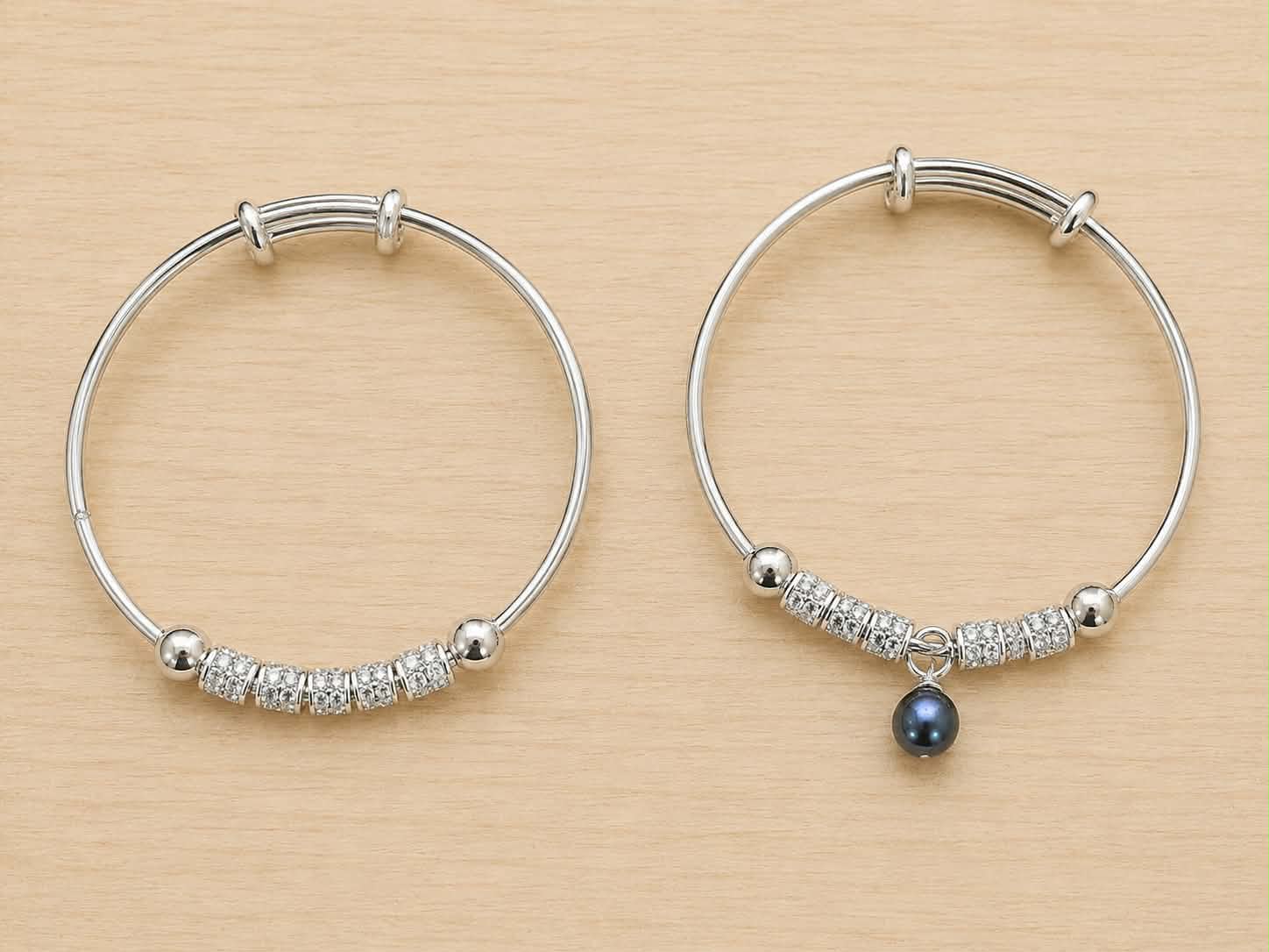 Sterling Silver Adjustable Bracelet - Oyster Opening