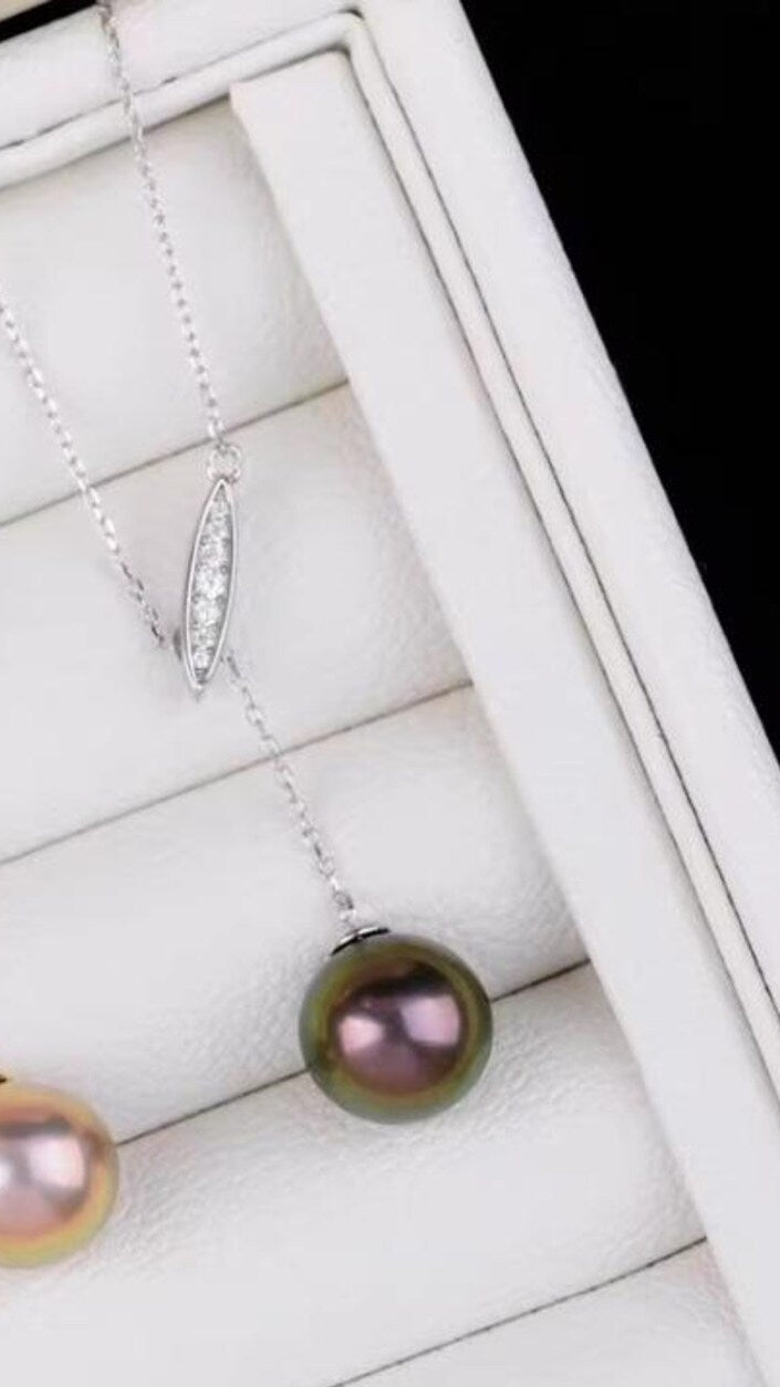 Wish Upon a Pearl Necklace - Round Oyster Opening